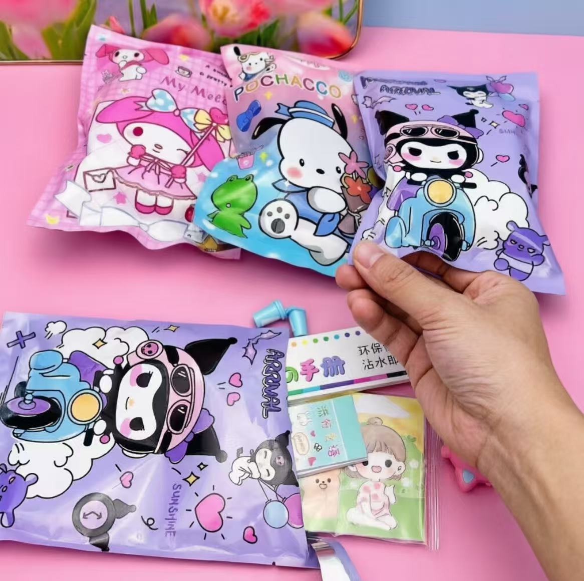 Kawaii Cartoon Mystery Blind B - Stationery Warehouse avaliação e preço