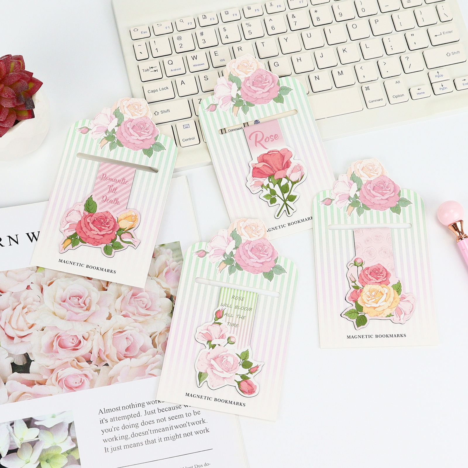 Pink Rose Blossom Alien Magnet - Bookmark Magnetic Clip avaliação e preço