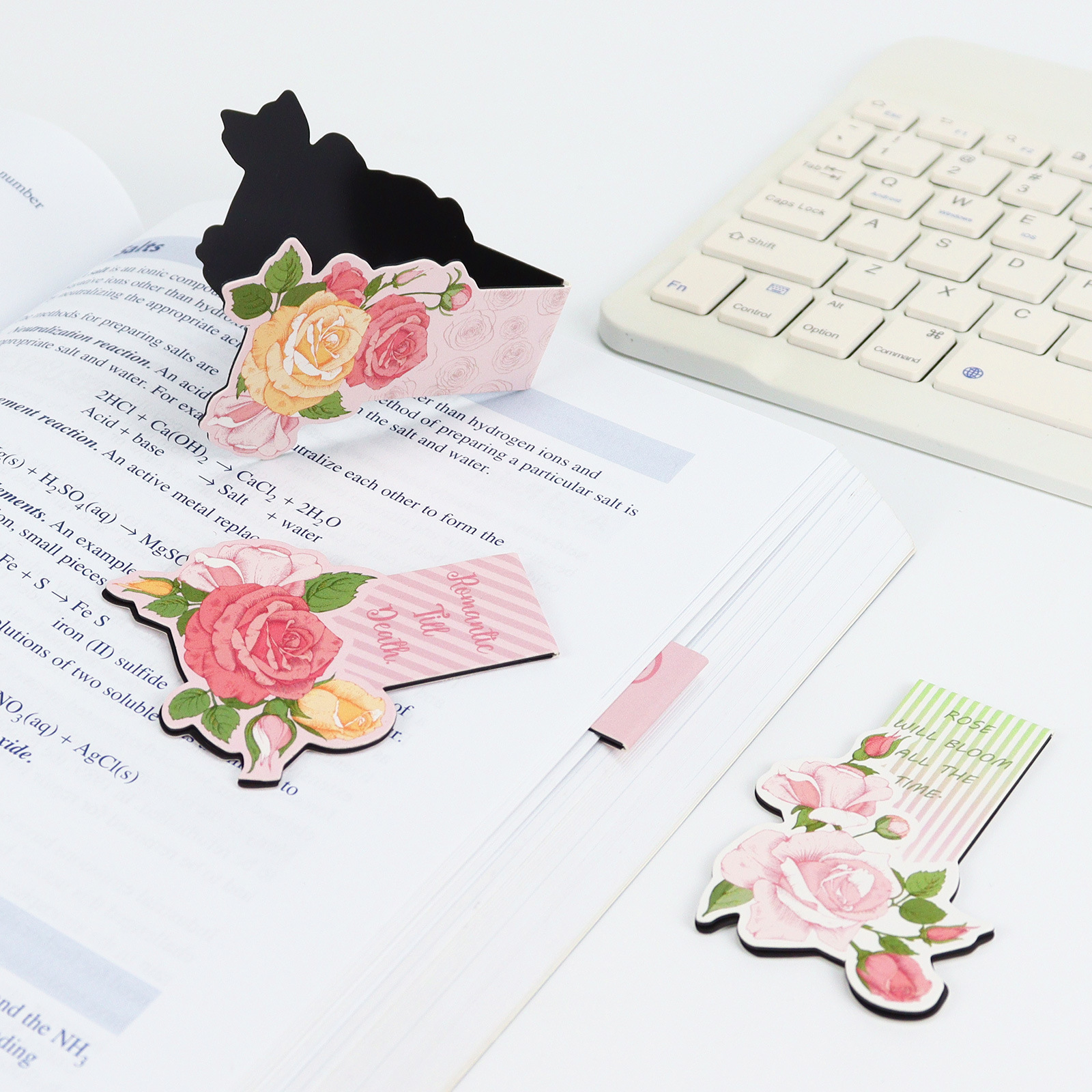 Pink Rose Blossom Alien Magnet - Bookmark Magnetic Clip avaliação e preço